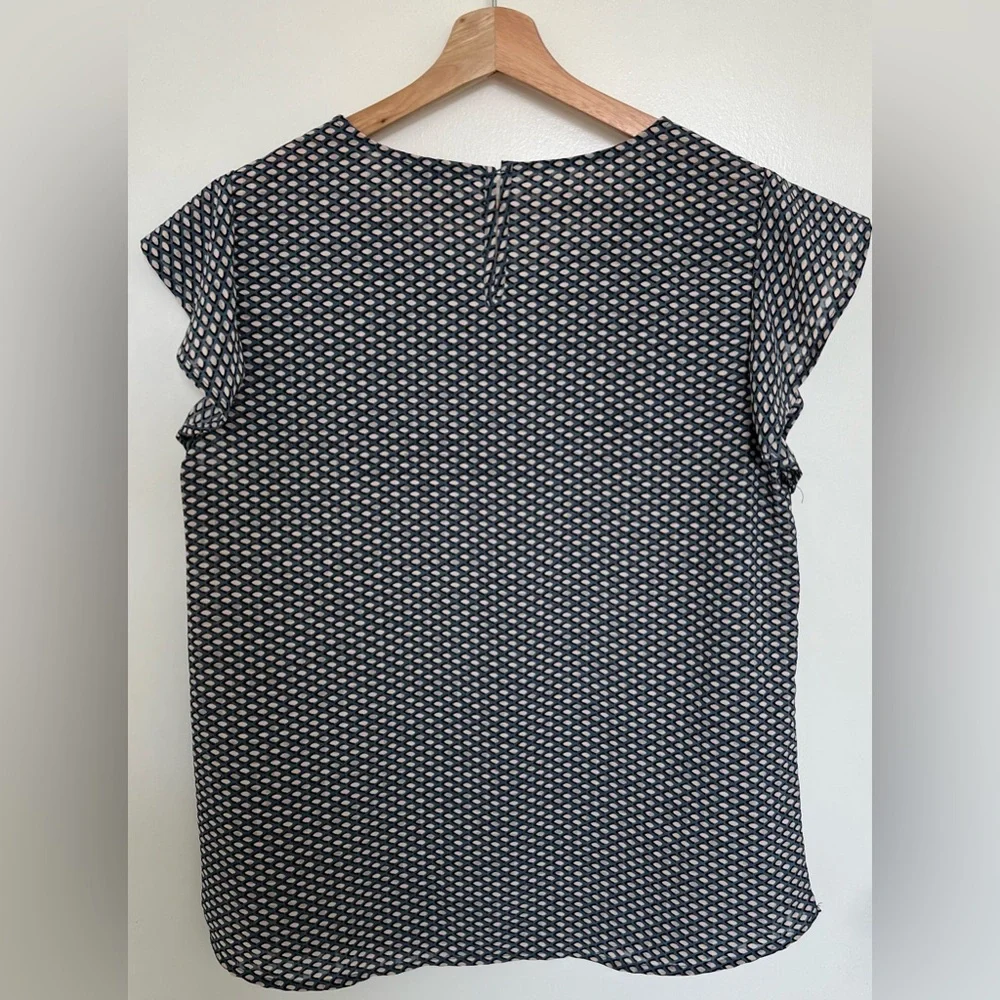 ADRIANNA PAPELL  Ruffled Sleeves Women’s Top/Blouse Grey and Tan Size: Large - Picture 2 of 16